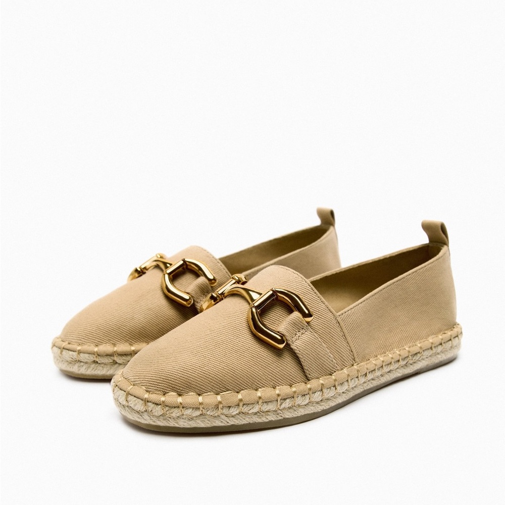 ZARA: EMBELLISHED ESPADRILLES